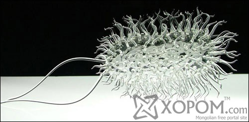 Viruses made of glass by Luke Jerram 3